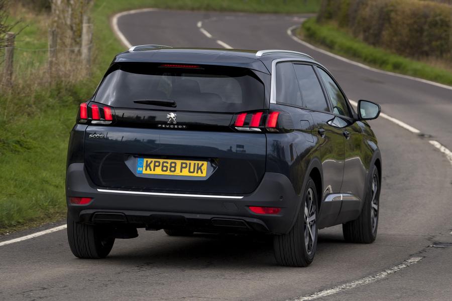  Peugeot 5008 2017 года  (UK) (фото 3 из 16)